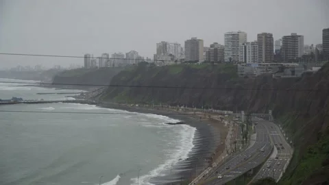 Expressway and the beach in the mornings of lima, cloudy season Video stock 201263944