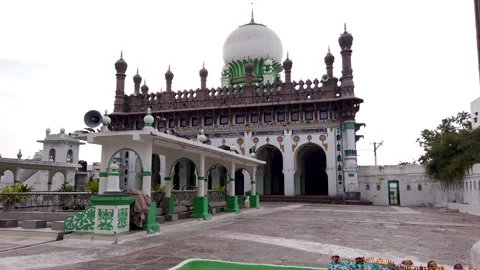 Exquisite heritage Mosque Shahi Jamia Masjid in Adoni, India. Stock Footage 246799108