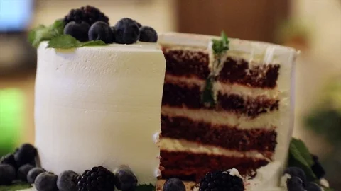 Exquisite wedding cake Stock Footage 99336620