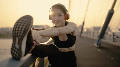 Exsersice out doors Stock Footage 147351130