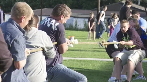 Ext Day - Tug of War slowmo Stock Footage 170003523