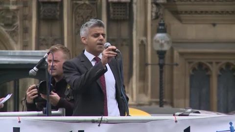 Ext Day Westminster - Sadiq Khan addresses protest outside Westminster Stock Footage 170558377