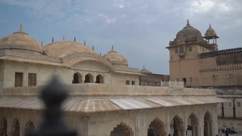 Extended Pedestal Down Shot of Sheesh Mahal Exterior at Amer Fort, Jaipur, India Stock Footage 312946800