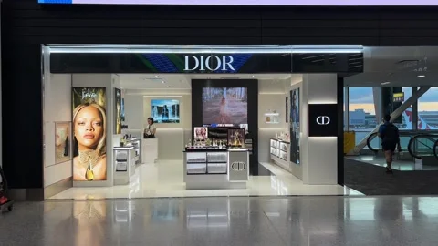 Exterior of a Dior store Stock-Footage 287130032