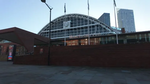 Exterior of the Manchester Central Convention Complex Видео 301247429