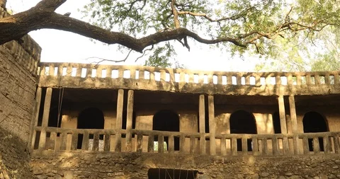 Exterior of the old Building Vídeos de archivo 91530259