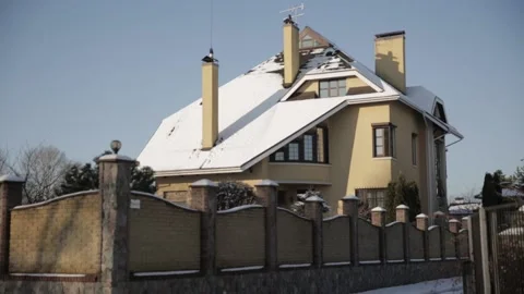 Exterior of a private house. Stock-Footage 202838160
