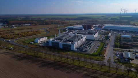 Exterior view bIg Data center building, global cloud computing. Lovely aerial Stockbeeldmateriaal 321736628