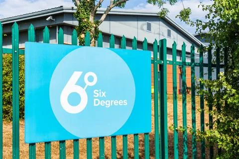 External signboard of data centre company, 6 Degrees 库存照片