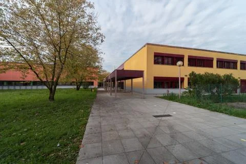 External view of school Stock Photos