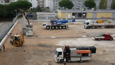 Extraction of an electric pole Stock-Footage 139975737