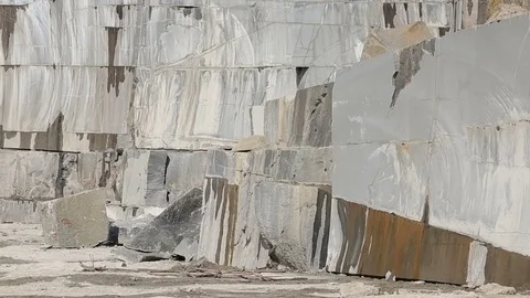 Extraction of granite stone in a quarry Video stock 83510039