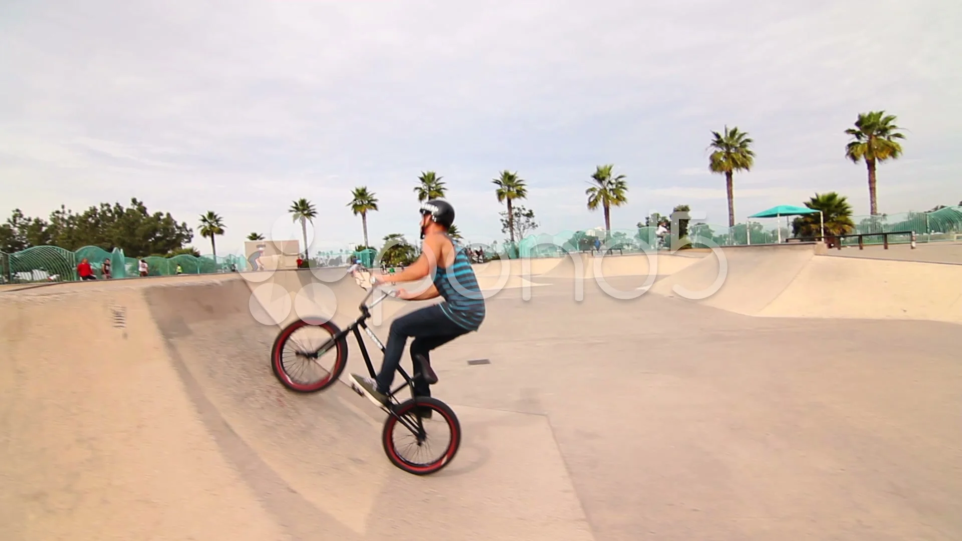 Extreme BMX Bike Trick Skatepark, image size:1920x1080