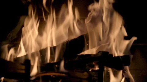 Extreme Close up roaring fire in fireplace Ellijay Georgia 4k Vídeos de archivo 260743002