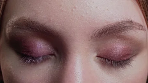 Extreme close-up of woman's eye. Video stock 147900750