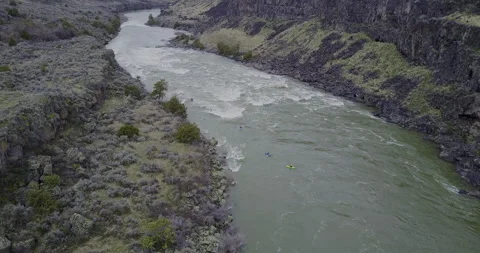 Extreme Kayaking Murtaugh Stretch Snake River - Idaho Whitewater 4K Stock Footage 331832885