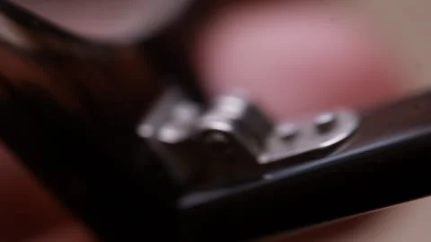 Extreme Macro Glasses Hinge Opening 库存影片 333800294