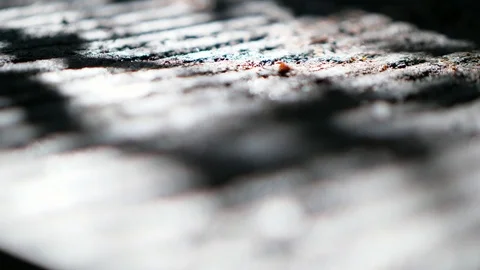 Extremem shallow depth moves across Grill grate in Garden outdoor summer cook Video stock 95031474
