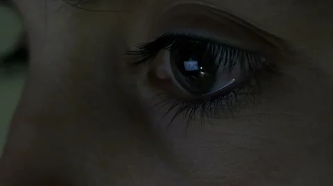 Eye macro - night shopping on computer Stock Footage 41559216