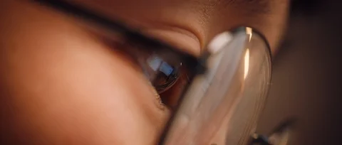 Eye macro, working from home Stockbeeldmateriaal 127649847