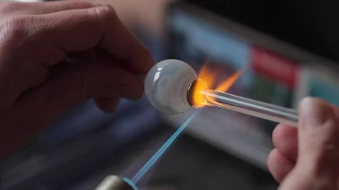 Eye prosthesis glass production Vídeo Stock 70873411