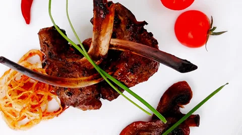 Eye ribs on white plate Vídeos de archivo 30766355