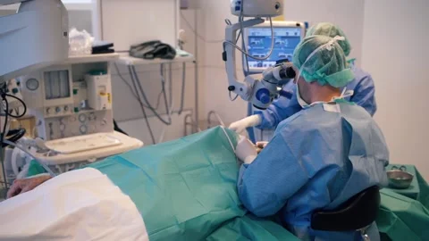 Eye surgery in operating room. 스톡 동영상 154152990