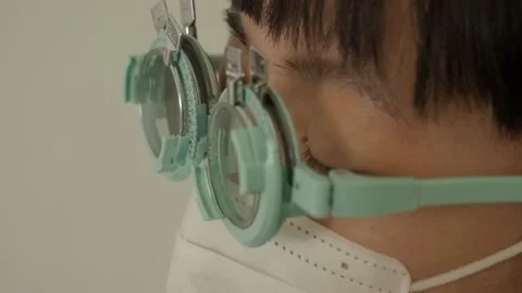 Eye testing and eyeglass assembly by experts optician. Stock Footage 160673962