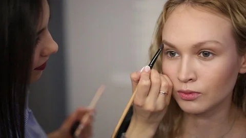 Eyebrow design for blonde model Video stock 73829499