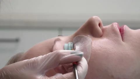 Eyelash care procedure Video stock 148557024