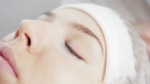 Eyelash extension process Stock Footage 71255636