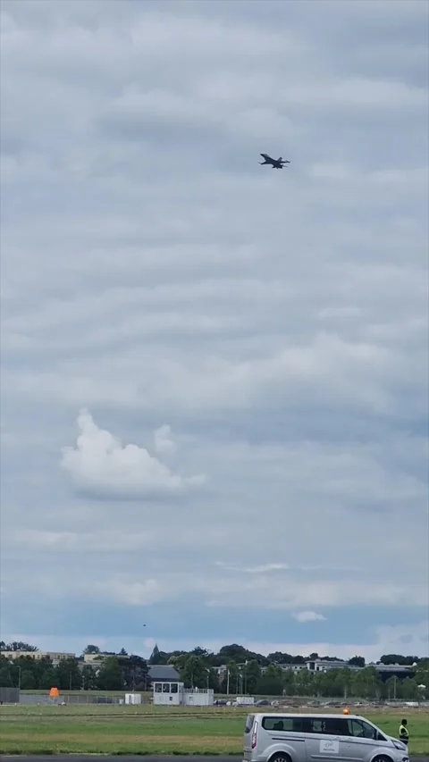F-15EX Fighter Jet Flying At Farnborough International Airshow, UK, 2024 動画素材 280210898