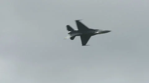 F-16 Falcon 24 3S rolls Stock Footage 23133789