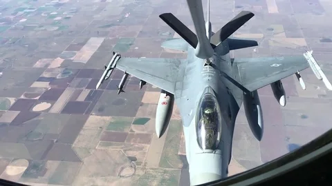 F-16 Fighting Falcon Refueling Video stock 82281521