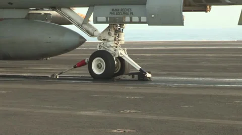 F-18 Hornet close up launch on the USS Harry S. Truman 스톡 동영상 32705009