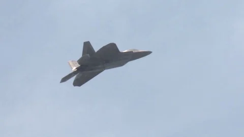 F-22 Raptor in flight | Stock Video | Pond5