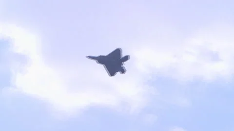 F 22 Raptor fly by Turn Video stock 41816980