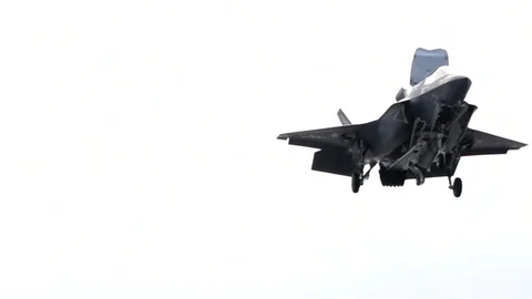 F-35B Lightning II hovering Vidéo 105156675