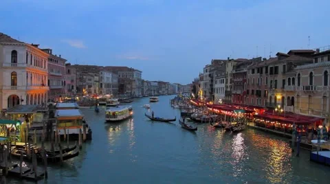 F000103 Stock Footage 1072180