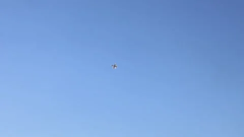 The F16 fighter performs aerobatics over the sea against the background of Stockbeeldmateriaal 308151315