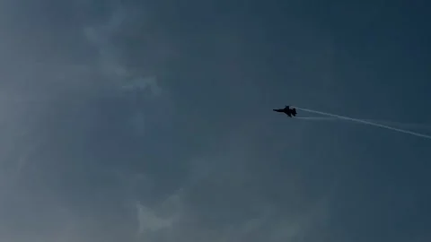 F16 Jet Aerobatics 動画素材 320079501