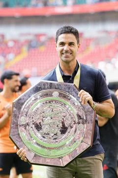 FA Community Shield - Arsenal vs Manchester City, Cardiff, United Kingdom - 16 A Stock Photos