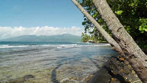 Faaone beach, ocean and view of Tahiti Iti Vídeo Stock 277671885