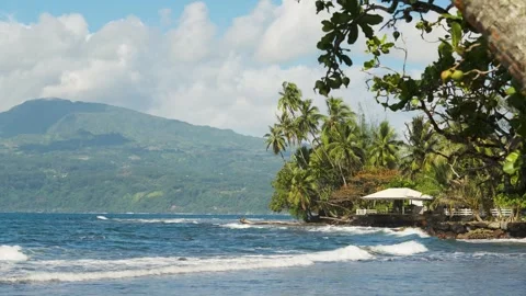 Faaone beach, ocean and view of Tahiti Iti Vídeo Stock 277671892