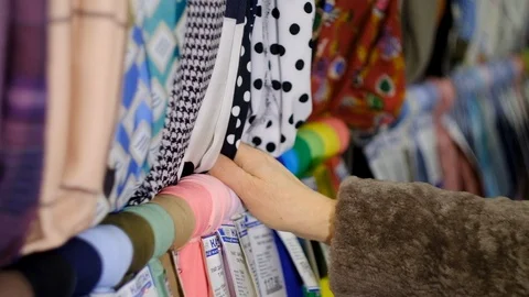 In the fabric store a large selection of fabrics, you can cut a piece and buy, Видео 123416120