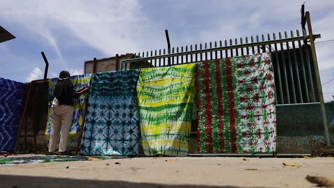 Fabrics dyed with batik techniques Vídeo Stock 304846516
