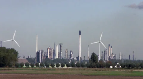 Fabriek windmolens Video stock 32199408