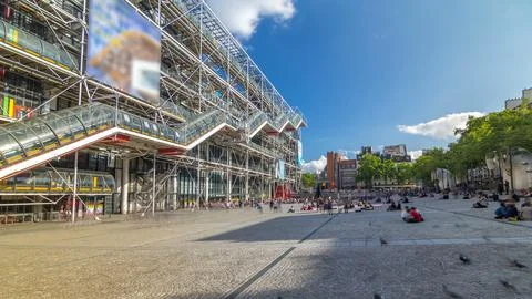 Facade of the Centre of Georges Pompidou timelapse hyperlapse in Paris, Franc 写真素材