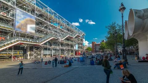 Facade of the Centre of Georges Pompidou timelapse hyperlapse in Paris, Franc 스톡 사진