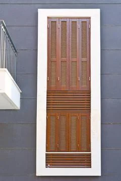 Facade Facade of Old Building after Reconstruction in Tel Aviv Copyright: ... Fotos de archivo